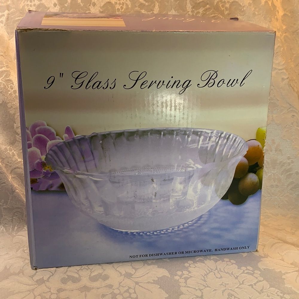 Glass Ware 9 Inch Glass Serving Bowl Ribbed Edges Textured Bottom Hand Wash Only